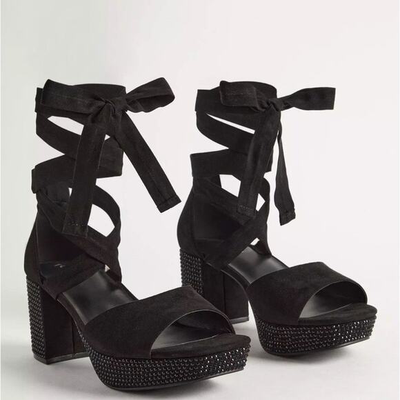NEW Torrid Black Embellished Wrap Platform Heel - Picture 2 of 10
